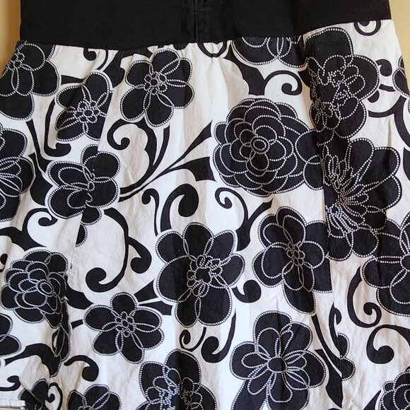 North West Blue -Womens Skirt With Black Jean Top with Flower Bottom Size 12 - Picture 6 of 9